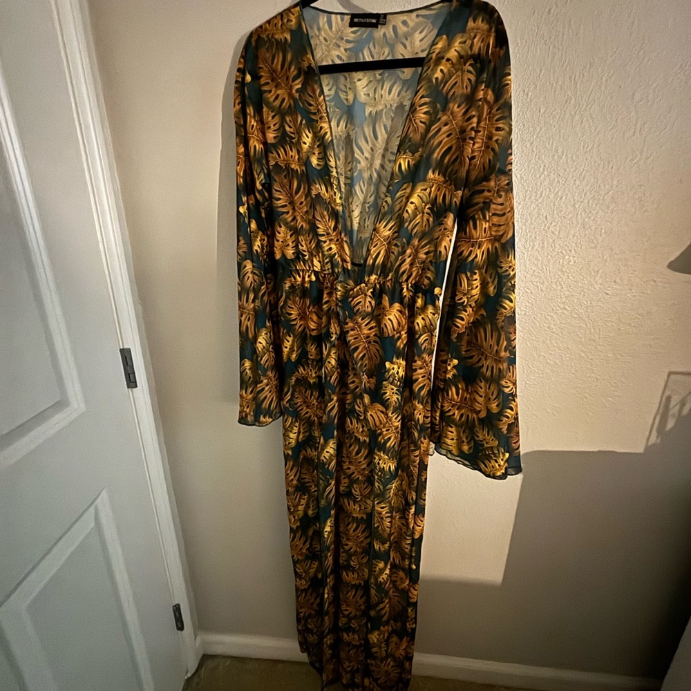 Pretty Little Things Tropical Swimsuit Cover Up